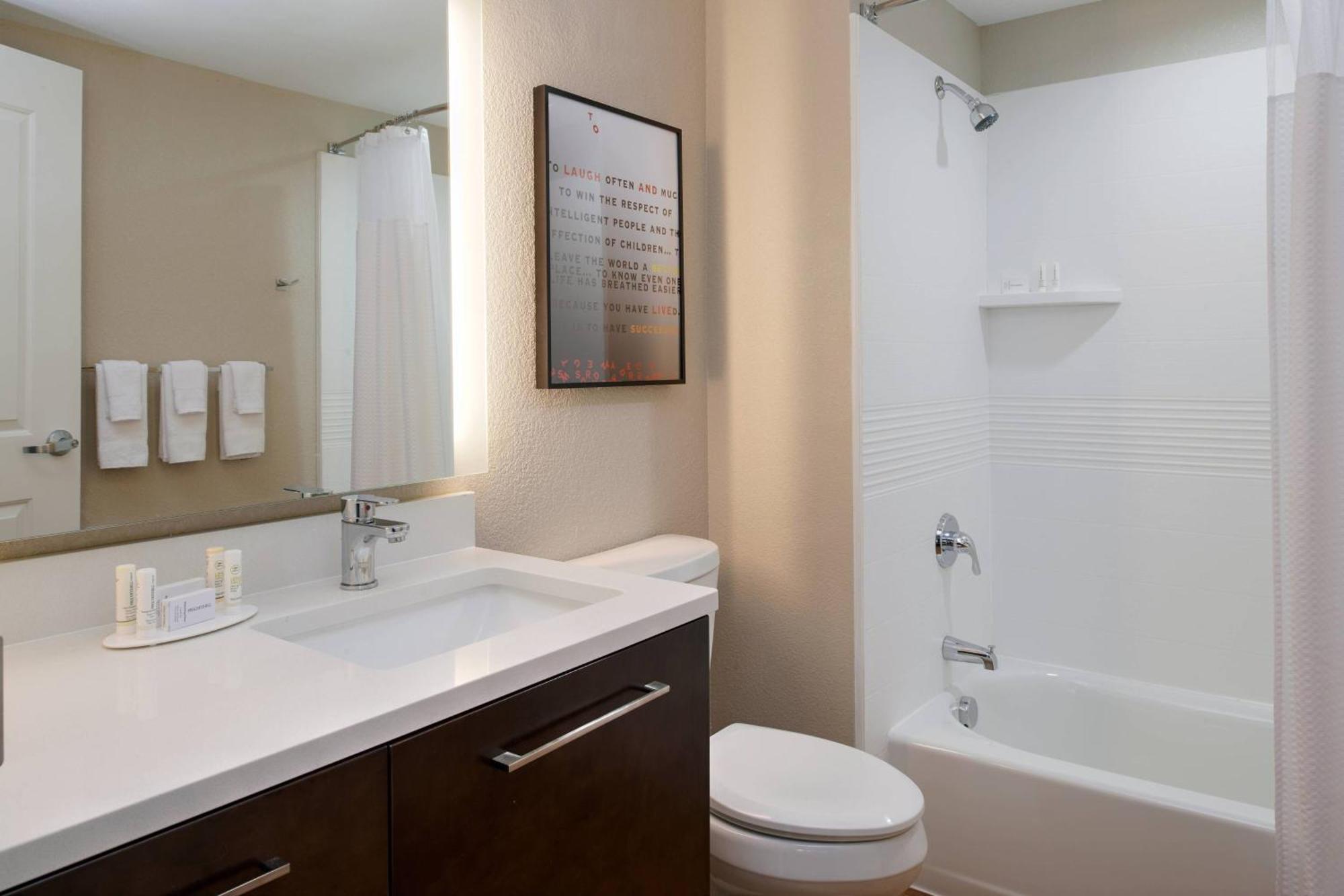 Towneplace Suites By Marriott Richmond Extérieur photo