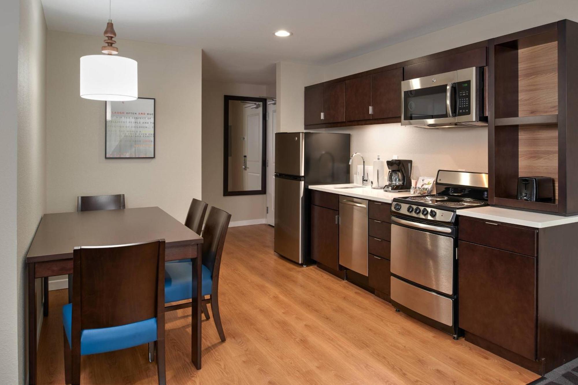 Towneplace Suites By Marriott Richmond Extérieur photo