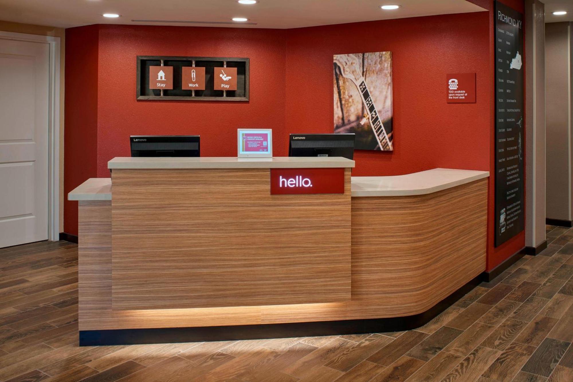 Towneplace Suites By Marriott Richmond Extérieur photo